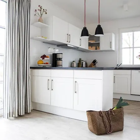 Tatil Evi Luxushaus In Bodstedt Mit Sauna Und Lagune *